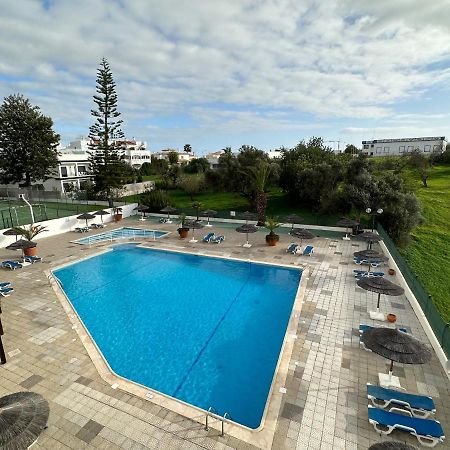 Hopstays Albufeira Olympics - Apartment In Janelas Do Mar Dış mekan fotoğraf