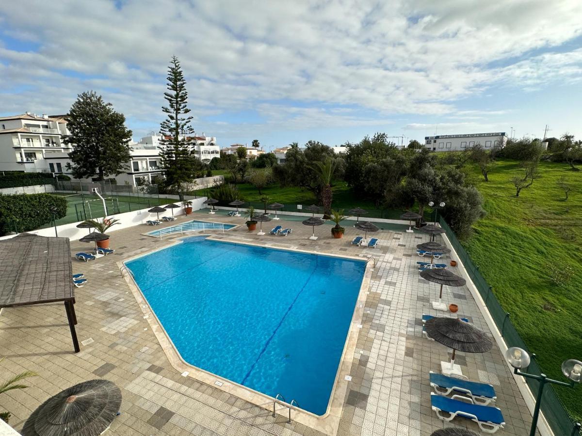 Hopstays Albufeira Olympics - Apartment In Janelas Do Mar Dış mekan fotoğraf